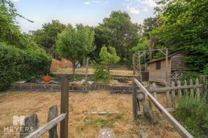 Photo 16- click for photo gallery